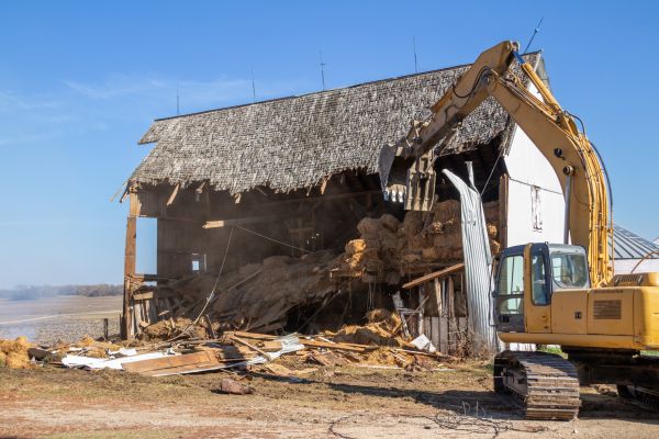 Barn Demolition in Santa Maria