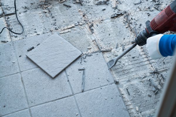 Flooring Removal Service in Santa Maria